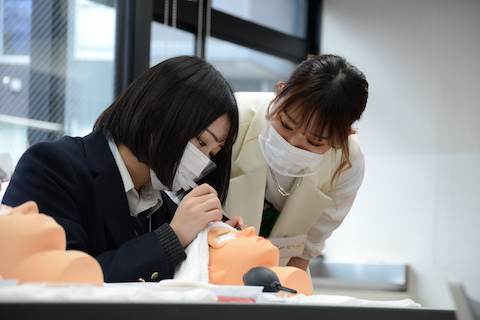 マツエク実習